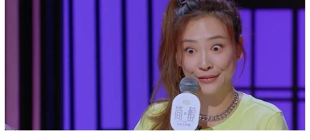 应采儿|应采儿吐槽老公陈小春如何没情趣