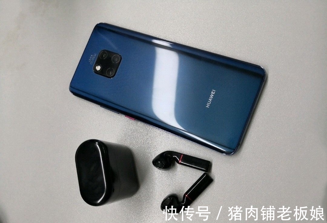 鸿蒙|从5399跌至1297，2K曲面屏+鸿蒙系统+IP68防水，售价更“亲民”了