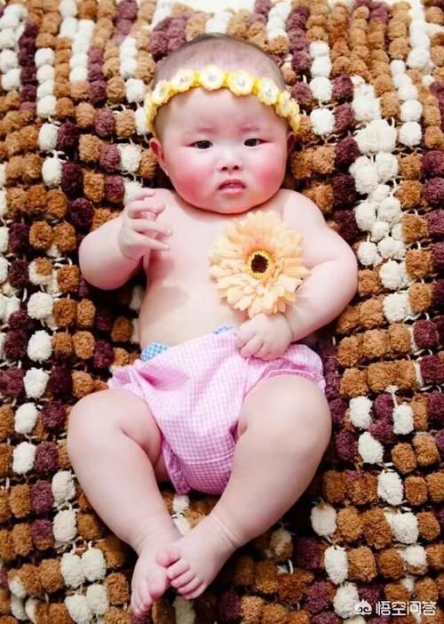 胎儿|怀孕八个月却得知胎儿出生时可能会有某种缺陷但也可能没事,你会赌一把生下他吗?