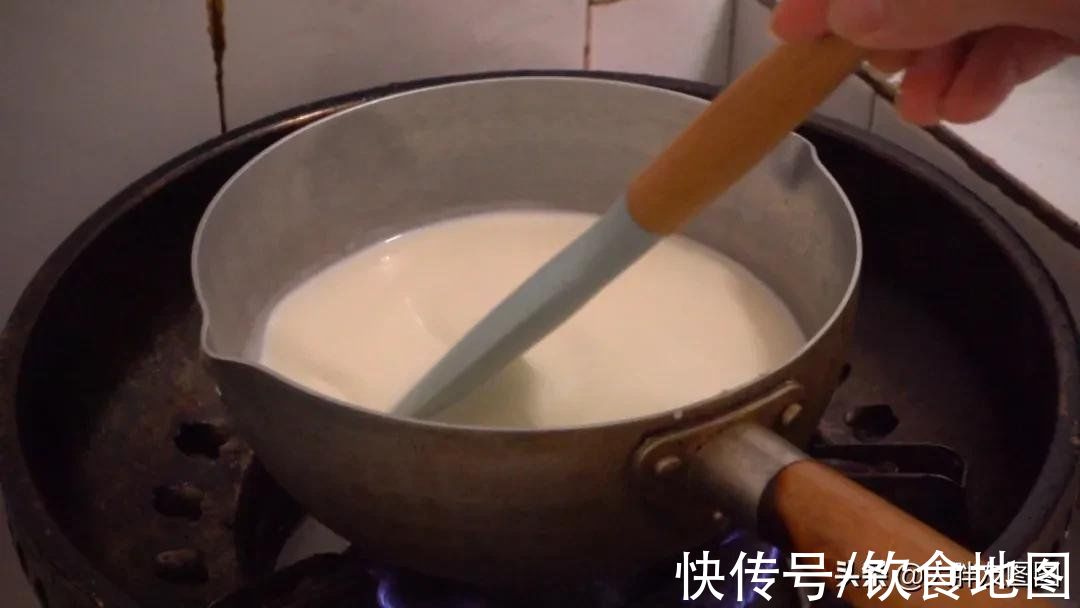 法式巧克力布丁，一口丝滑，浓醇可可味，让人欲罢不能