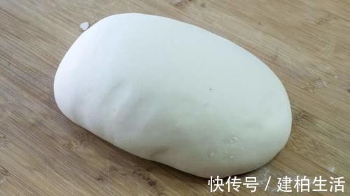 馒头教你这样做，不用酵母不加水，个个蓬松不塌陷，撕着吃更过瘾