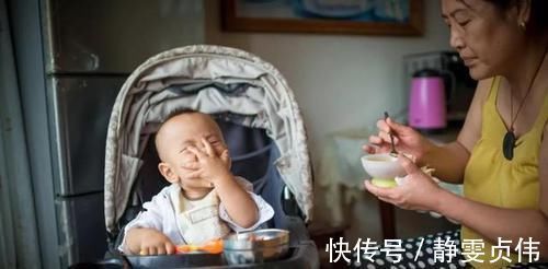 儿媳妇|有一种带娃叫奶奶“假带娃”，不利于孩子的成长，宝妈要妥善处理