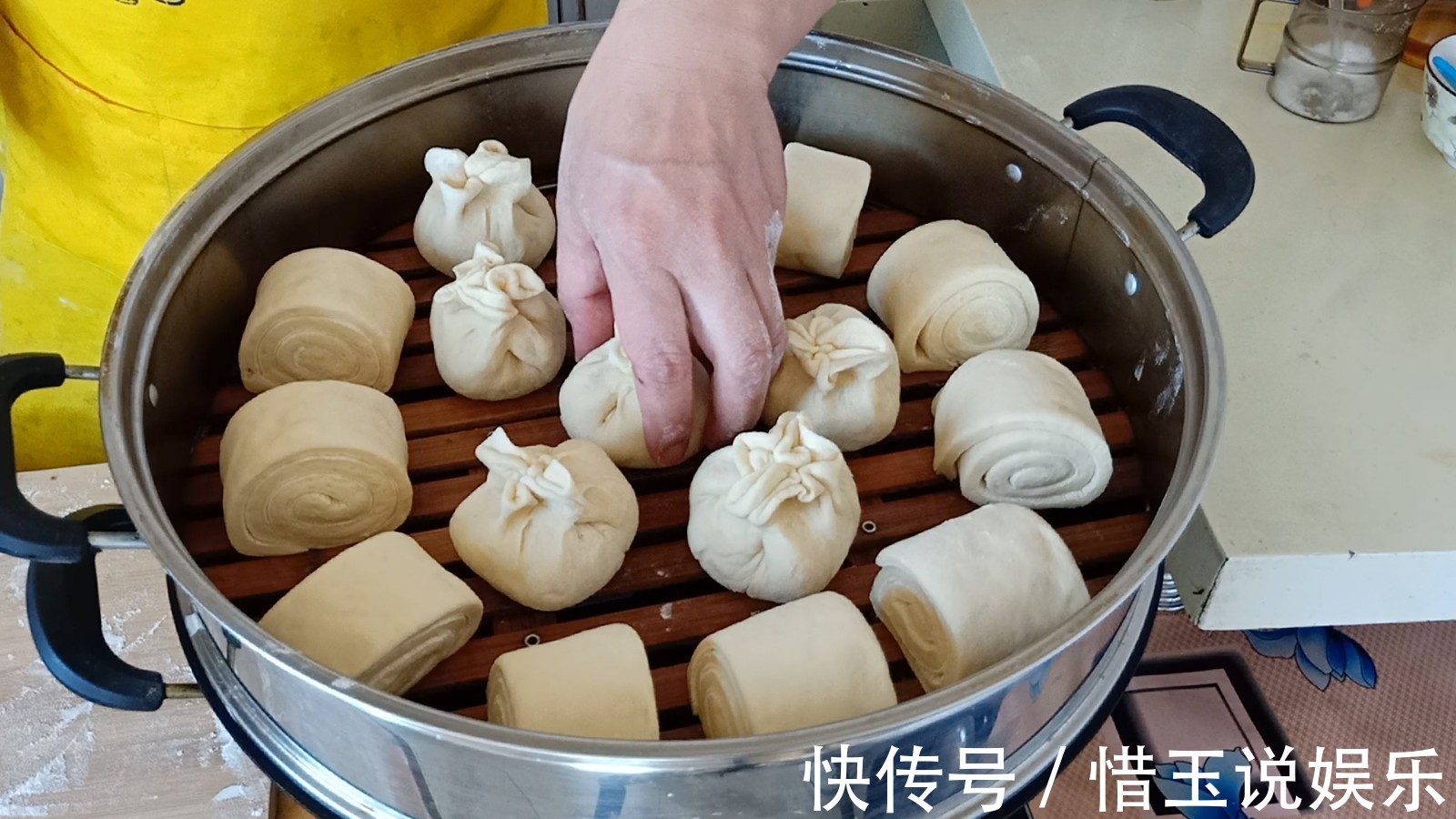 馒头不再出去买了,铁蛋儿教你简单做法,个个蓬松宣软又好吃