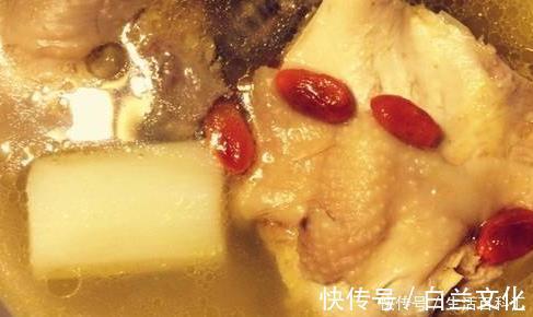 婴幼儿|汤鲜味美,好吃到连汤汁都不剩,适合孩子吃的养生菜,健脾养胃