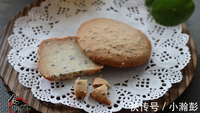 酥脆|分享一款简单又好吃的薄饼,没有添加剂,酥脆可口越嚼越香