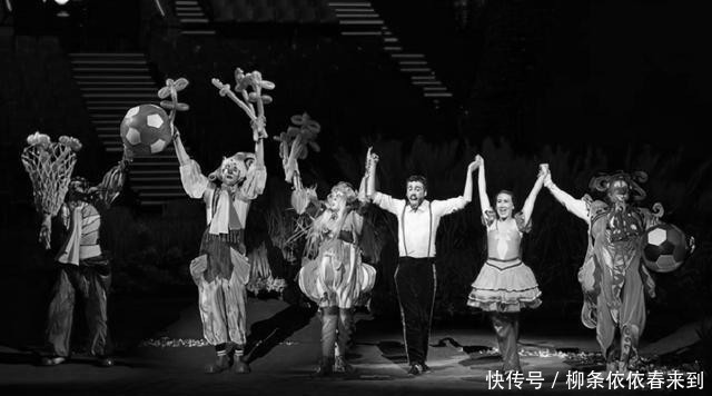 独自|美女突发疾病变成怪物，进马戏团当丑角，独自养育4个孩子