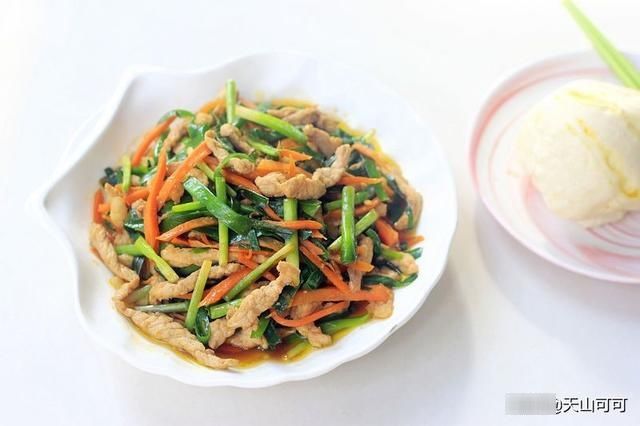 春天第一鲜，和它是绝配，当季别错过，吸烟的人要多吃