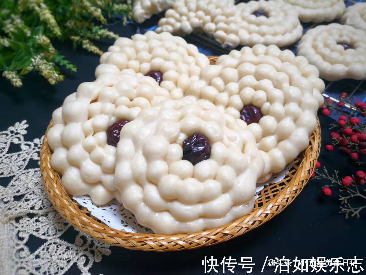 蒸馒头|馒头最漂亮的做法,筷子一压,两手一卷,蓬松暄软,一学就会!