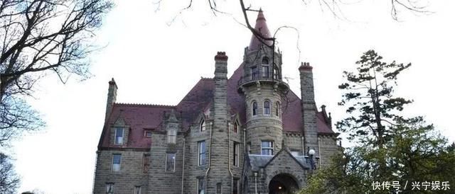 野草|维多利亚,深海渔船基地和著名的游览胜地