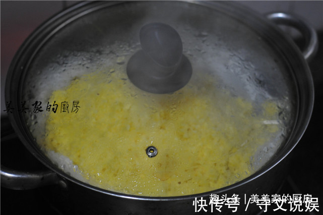 玉米面|家里有玉米面的试试此做法,细腻蓬松,口感香甜,比肉包子香