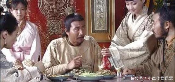 宴请|朱元璋宴请大臣,皇后给刘伯温一个梨两颗枣,刘伯温立马告老还乡
