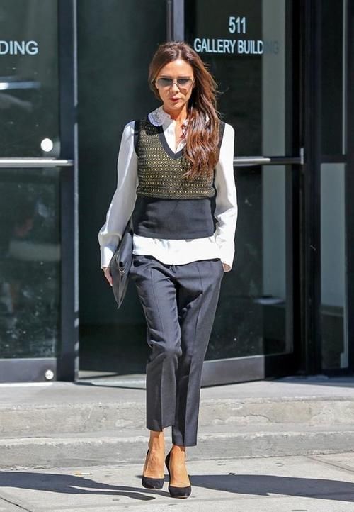 大衣里边穿什么更吸睛？试试“叠穿法”，时髦显品位