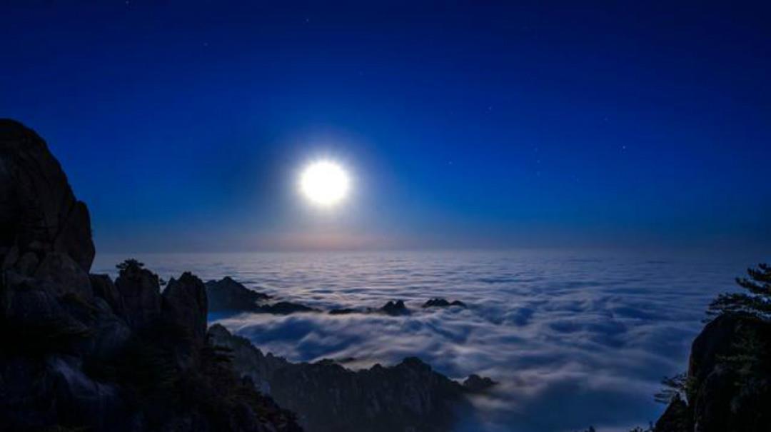 故乡|一首很孤独的唐诗,从开篇到结尾无一字不伤感,句句充满了忧愁!