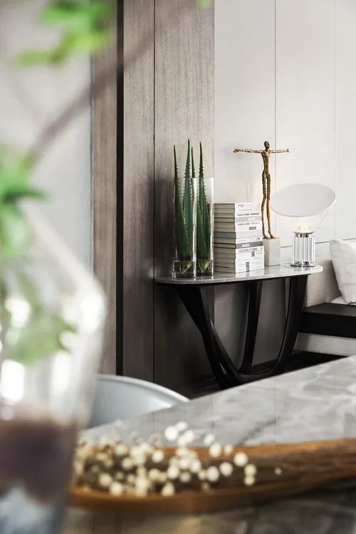 舒适|168㎡现代艺术宅,摈弃繁杂与浮夸,轻盈舒适的设计