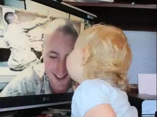 开战|别整天说开战!你热爱战争的唯一原因是没参加过战争!