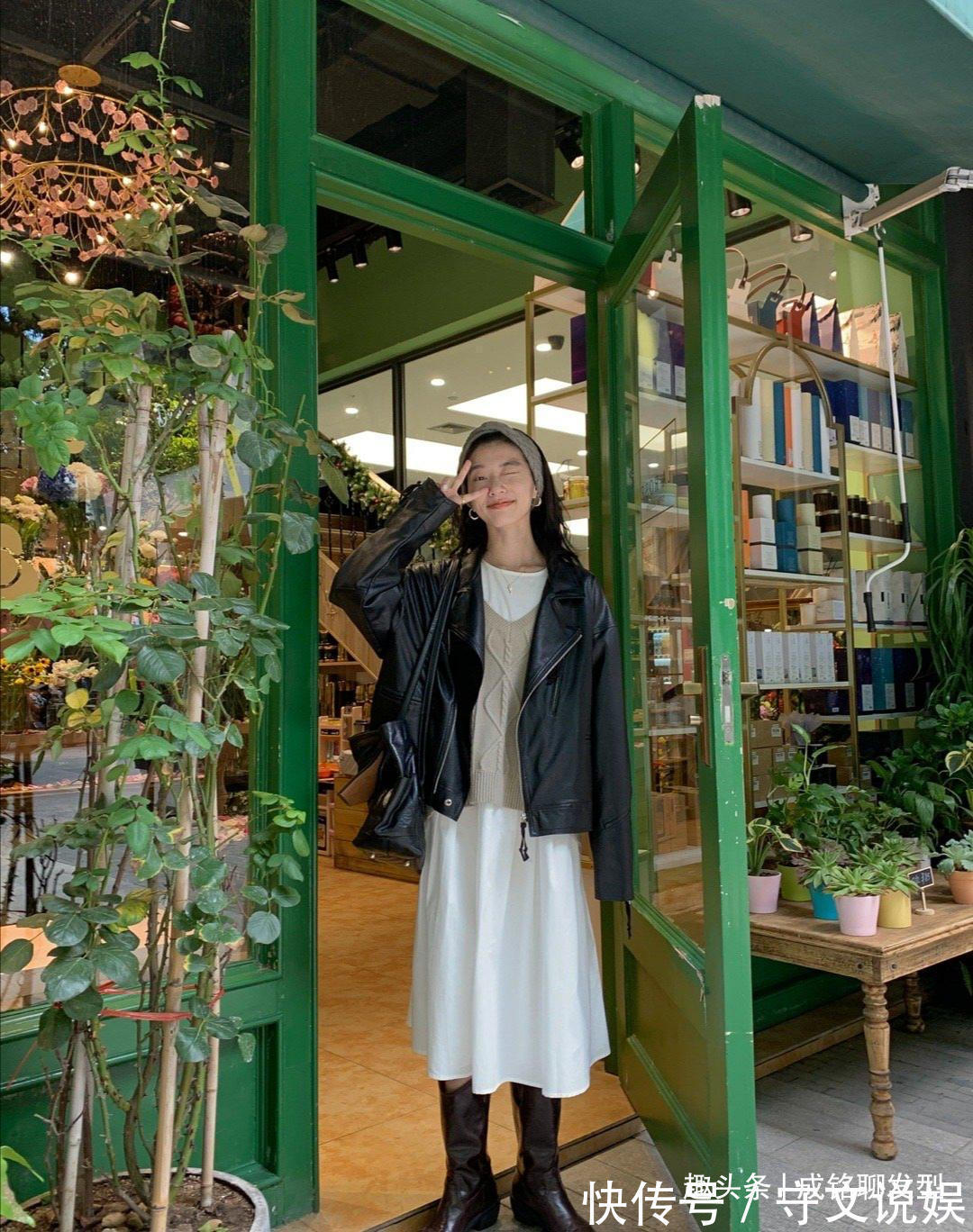 中年女性 中年女性如何穿出减龄效果两组时尚显年轻的穿搭,洋气更显气质