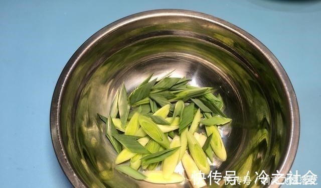 碳水化合物|三九天，这种碱性蔬菜和麦制品要多吃，做法简单，营养美味又暖身