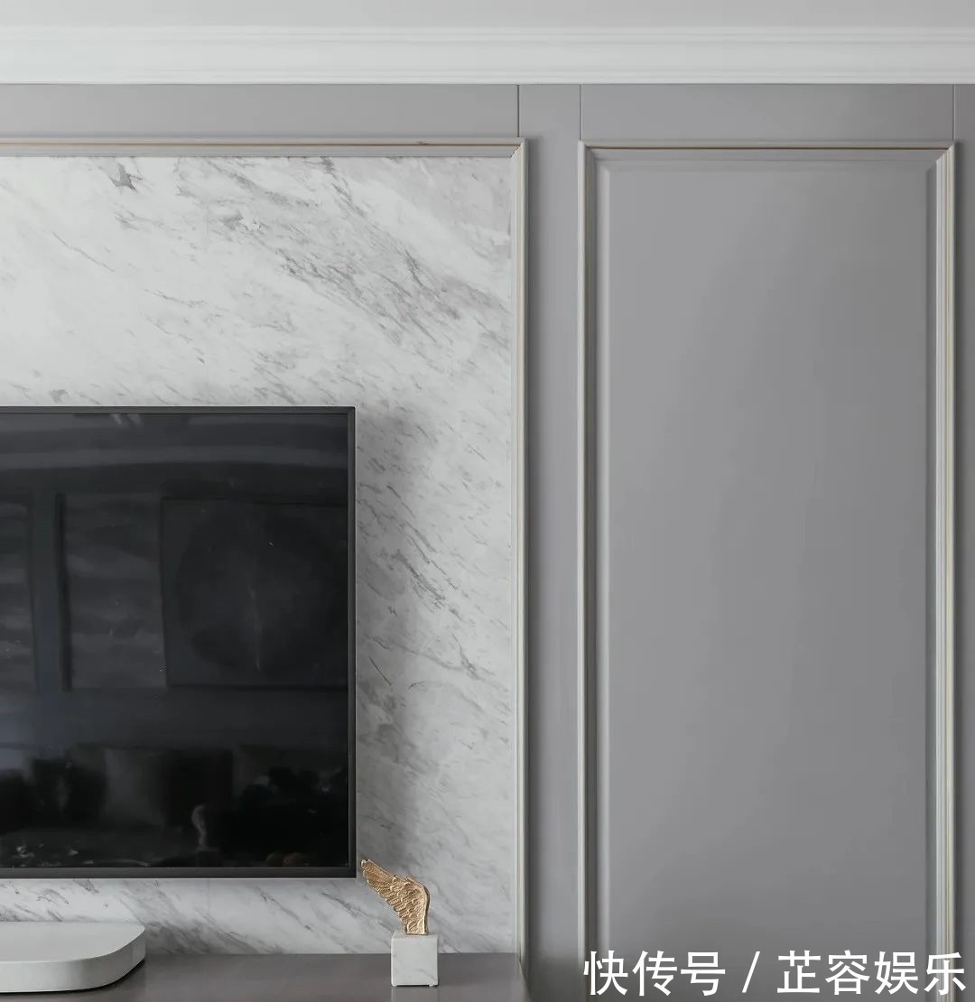 香水百合|149㎡轻奢美式风格装修,高级灰缔造撩人轻熟风