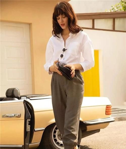 春季也太适合“大女人风”了，掌握这几个小技巧，轻松穿出大气场