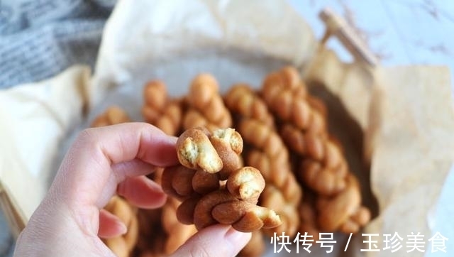 小苏打|自制传统小麻花，扭一扭炸一炸，香甜酥脆不用花钱买
