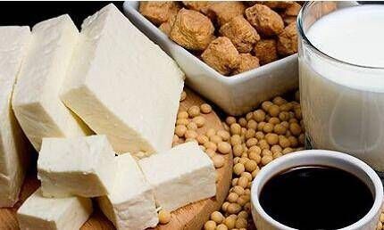 骨质疏松可以预防？早点做到这7件事，远离骨质疏松，骨骼更年轻