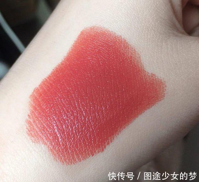 网传露华浓将要倒闭但它家口红显白又显色，不会“踩雷”