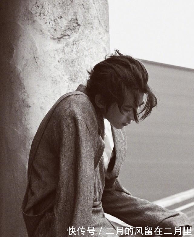 杂志|蔡徐坤全新杂志曝光,首次挑战硬汉风格,这个风格hold住了吗