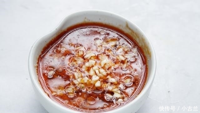 酱料|夏天就馋这碗面,麻辣鲜香,吃起来好过瘾,原来加了这味酱料