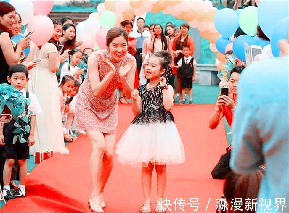 宝妈|“要不您回家换件衣服再过来”宝妈开家长会,却被老师婉言劝回