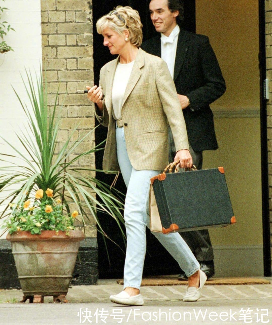 端庄优雅又大方，戴安娜王妃的时尚，简直是淑女风的典范
