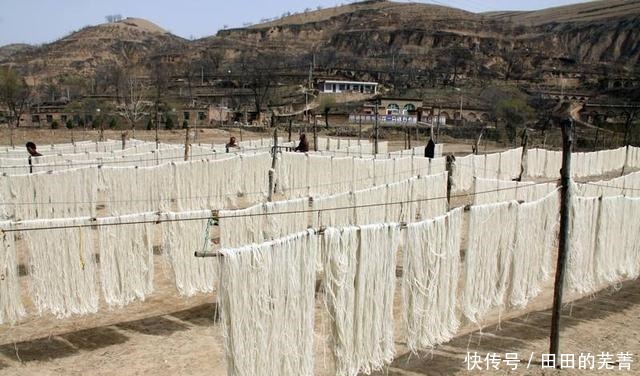 来自陕西榆林的5种特产美食,若不差钱,应该每样都尝尝