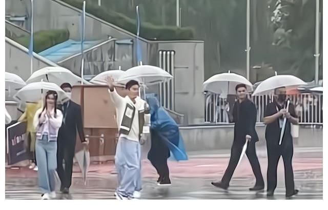 《奔跑吧黄河篇2》开录,没有黄旭熙可以理解,为啥没有蔡徐坤?