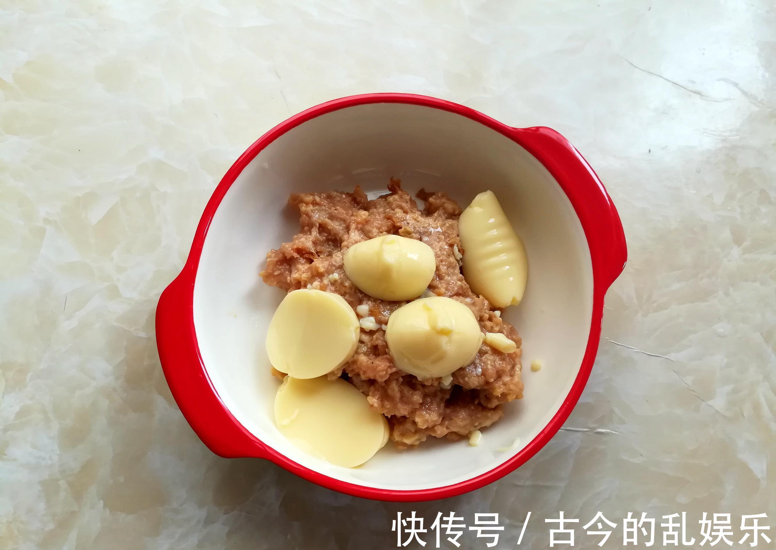 猪肉|夏天就爱吃这菜,无油少盐营养高,简单一蒸,上桌汤汁都不剩