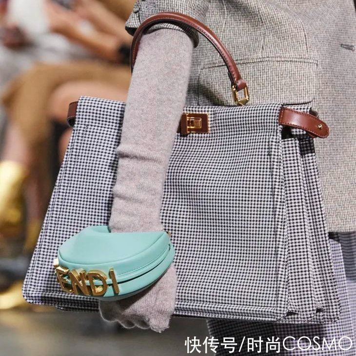 BellT型台 | fendi