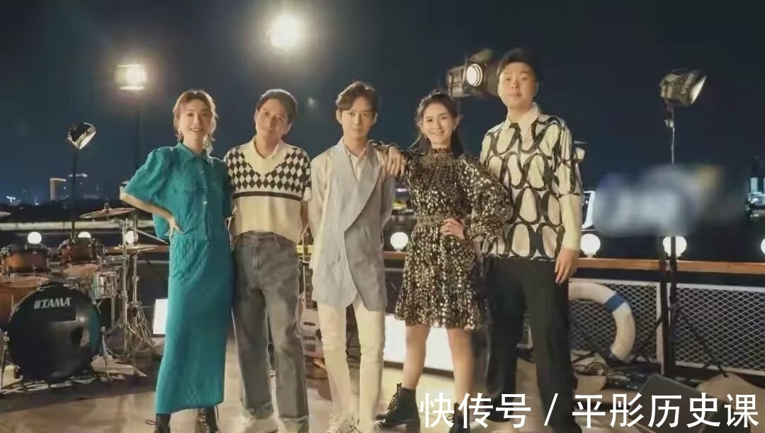 湖南衛(wèi)視|湖南中秋之夜收視率慘不忍睹,遭央視全方位“吊打”,不在狀態(tài)。