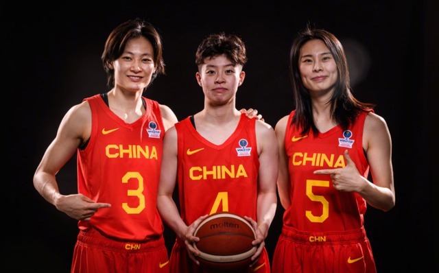 世预赛|正式官宣!中国女篮12人名单出炉,王丽丽落选,杨舒予被放弃