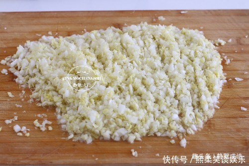酵母|半棵白菜1块豆腐，不包也不烙，卷卷上锅一蒸，香嫩营养，吃不够
