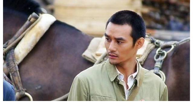 知青|王凯做客朗读者，与董卿畅聊入行十五年，网友：节目太短，没看够