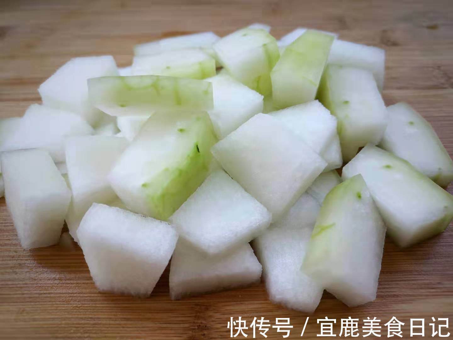 伏天|入伏后，多给家人煲这汤喝，一周喝2次，消暑又营养，平安入伏天