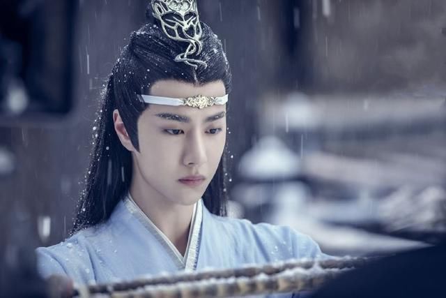 肖战 亚太地区最帅100人公布,肖战实力登顶,王一博排名有点意外