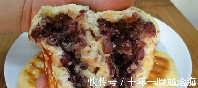 创意|1斤红豆，3勺面粉，擀一擀烙一烙，做出创意烧饼，比面包香甜好吃！