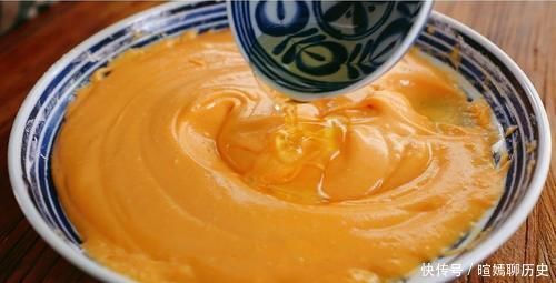 红薯别煮着吃了，教你红薯糕做法，香甜软糯又多层，咬一口特好吃