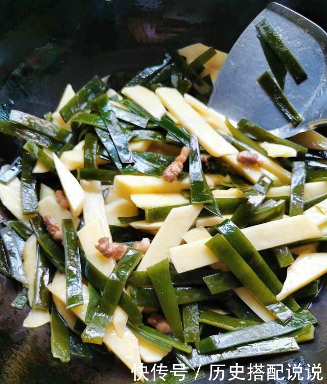 它是“清肠能手”,和土豆一起炒,隔天排宿便,口臭便秘都没了