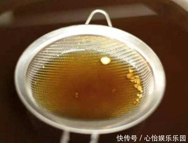 香油|炸东西剩下的油怎么处理大厨教你一招,剩油瞬间变香油