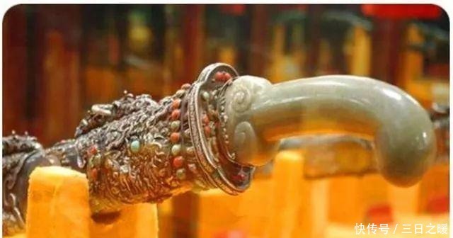 一把破军刀100万美金他都不卖,原因竟为刀上几个字!