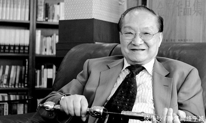 皇帝|新倚天屠龙记:朱老四当皇帝,明教众人下场怎么样?杨逍最惨!