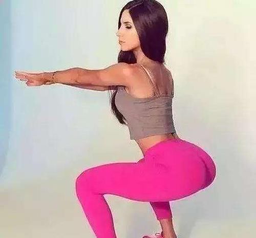 增肌|每天深蹲10分钟,坚持一段时间,身体会有4大“变化”,无论男女