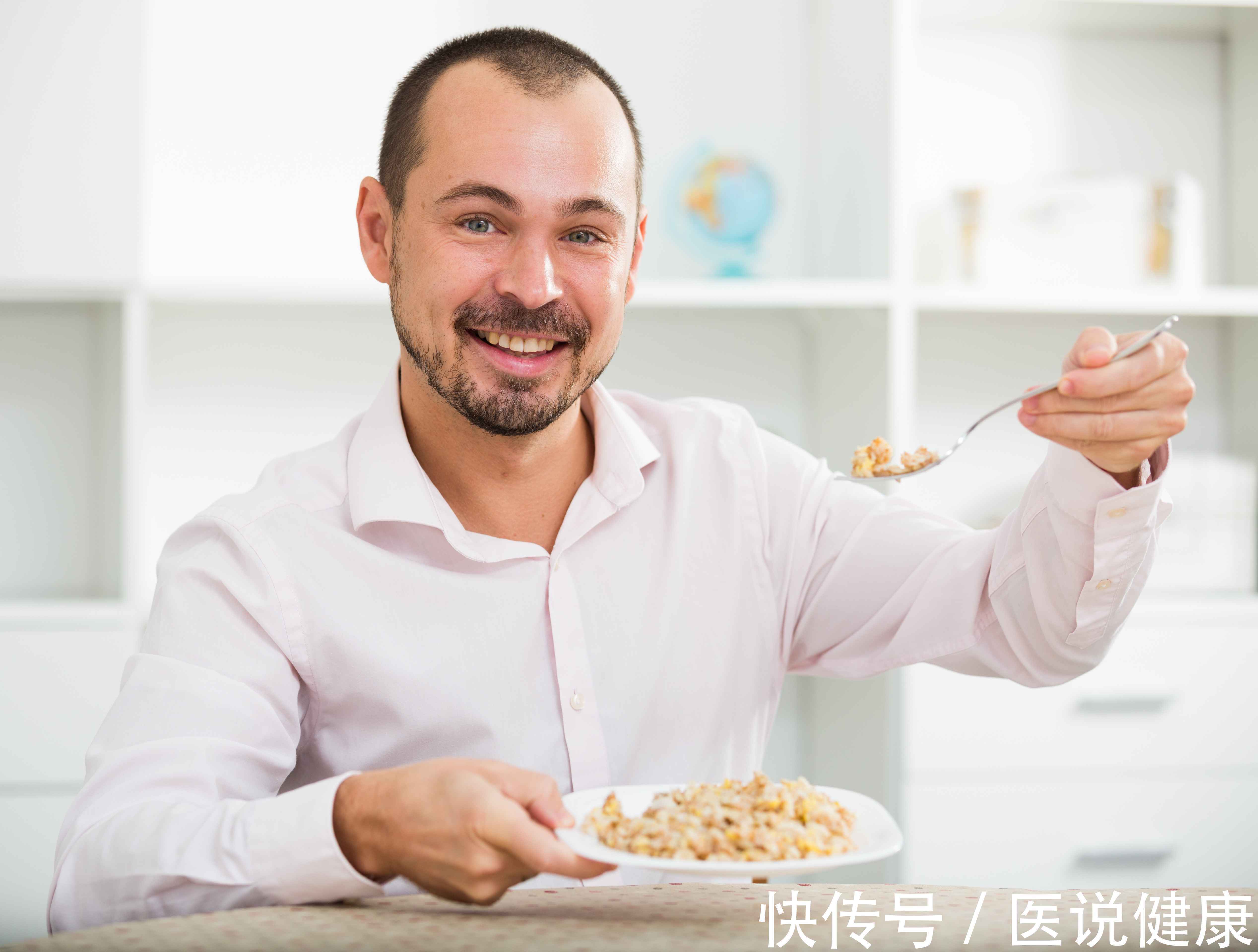 长期久坐|男人不想健康受损,这6个行为,请赶紧改正,长寿或靠近你