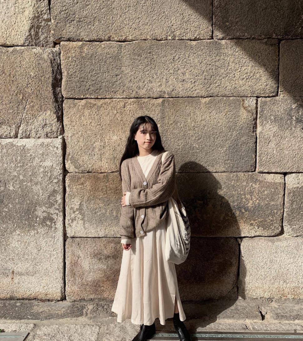 早春穿搭少不了毛衣！教你这么去搭配，让你秒变温柔韩系小姐姐