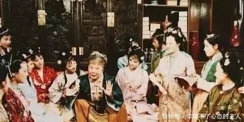 故事|贾母的故事里:当凤姐遇上孙悟空,搞笑的这一幕发生了……